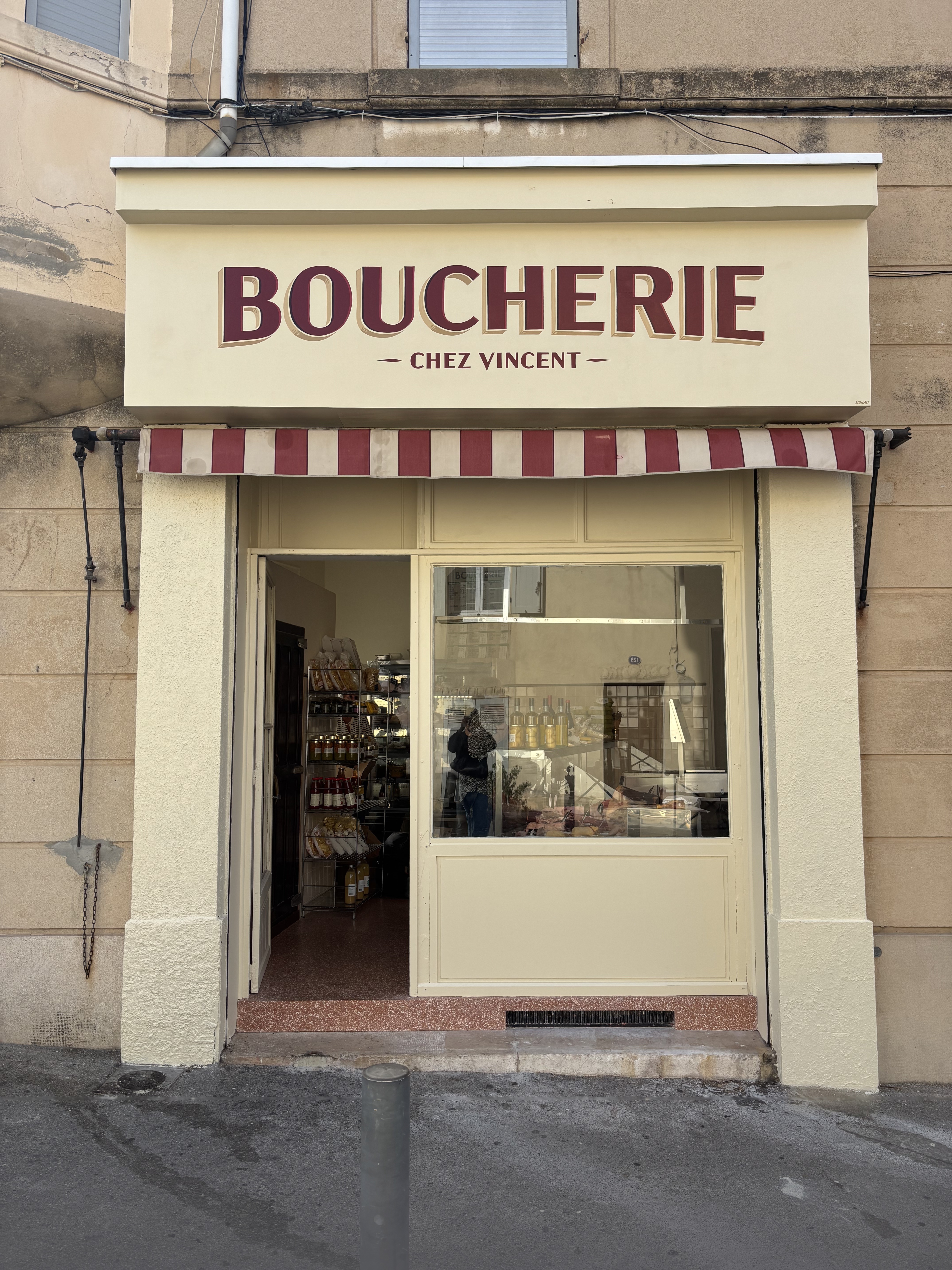 Devanture de la Boucherie Chez Vincent, 148 boulevard Bompard, Marseille 13007